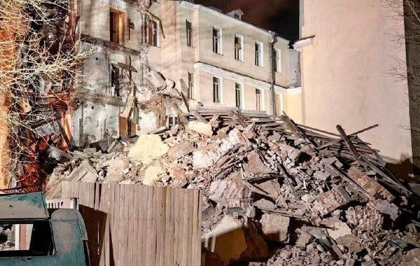 В Санкт-Петербурге обрушился шестиэтажный дом на Гороховой улице