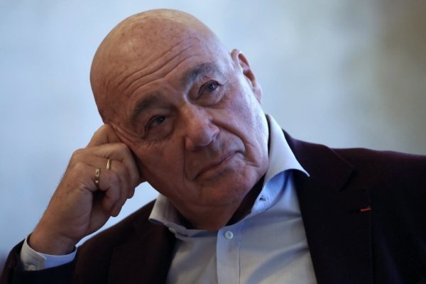 Познер заявил о выходе из жюри ТЭФИ