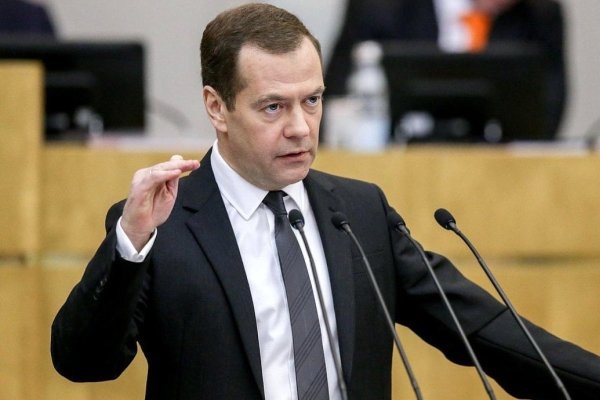 Медведеву предсказали скорую отставку