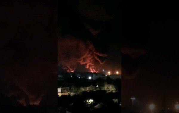 В аэропорту Пскова возник пожар после атаки украинских беспилотников