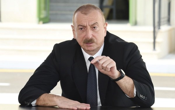Алиев: Франция будет виновной, если произойдет новое столкновение с Арменией