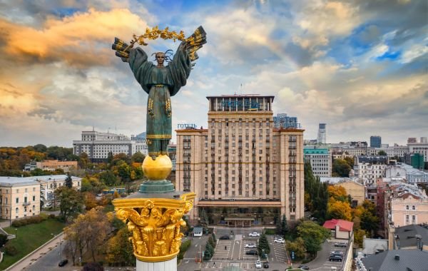 Советник Зеленского: Киев задействует план Б, если не получит денег от Запада