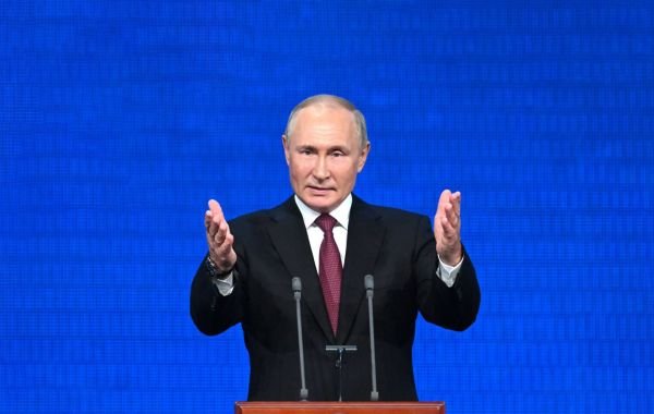 Более 500 тысяч россиян оставили подписи за выдвижение Путина в президенты