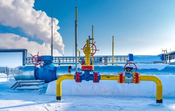"Газпром" установил рекорд по суточным поставкам потребителям в РФ