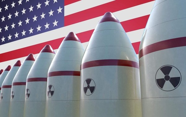 США впервые за 15 лет разместят ядерное оружие в Великобритании