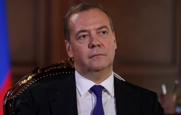 Медведев назвал интервью Путина Карлсону лекарством для западного мира