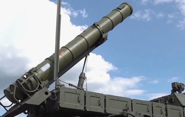 Силы ПВО сбили ракету С-200 и дрон над Ростовской и Брянской областями