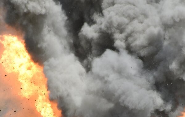 В Днепропетровске прогремели взрывы, объявлена воздушная тревога