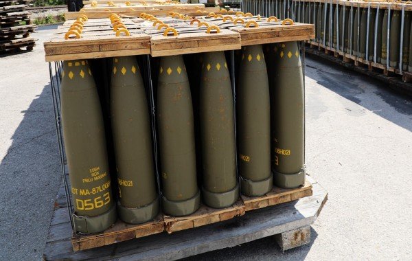 Глава Rheinmetall пообещал Украине снаряды с дальностью в 100 км