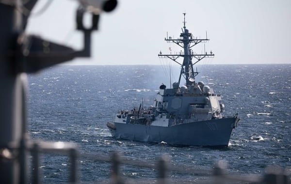 ВС США уничтожили беспилотник и две ракеты хуситов в Красном море