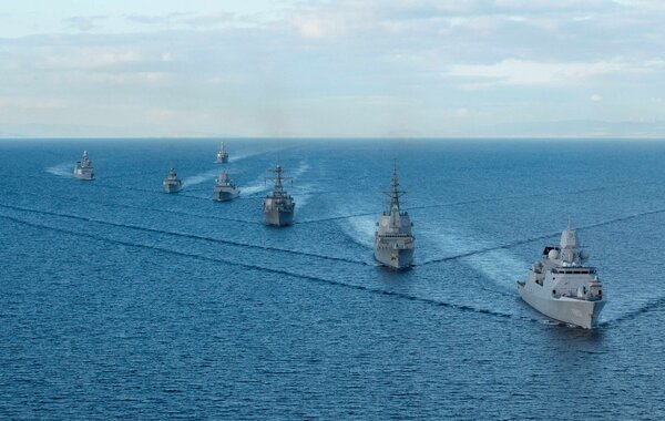 США направили ВМС для слежки за направляющимися в порт Гаваны кораблями РФ