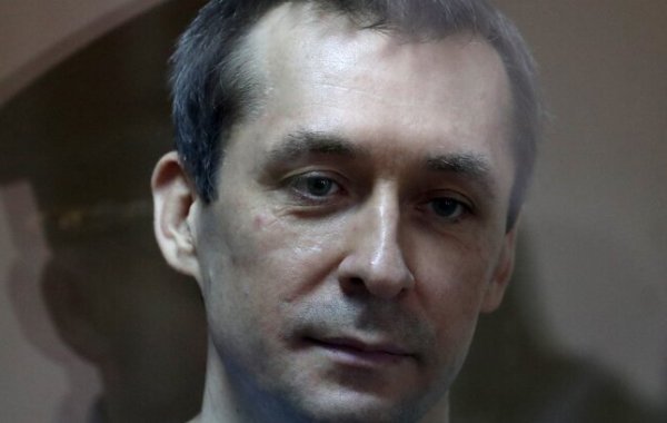 Осужденный на 16 лет за взятки экс-полковник МВД Захарченко просит отправить его на СВО