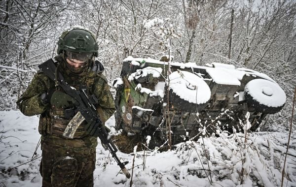 Представлена обновлённая карта боевых действий на Украине по данным на 13:00 мск от 18.12.2024