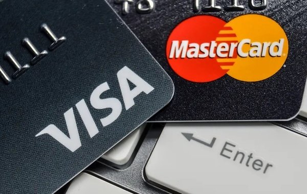 Некоторые терминалы с 1 января перестанут принимать карты Visa и MasterCard