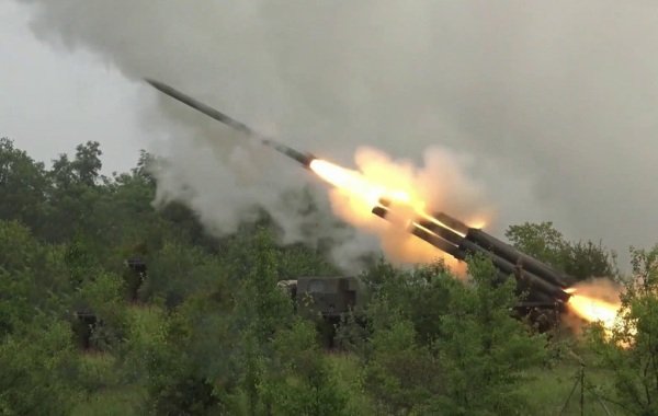 Юрий Подоляка в свежей сводке от 13.06.2025 сообщил о том, что ВС РФ мощно наступают на Константиновку