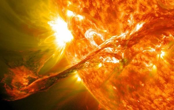 Магнитная буря 13.08.2025: сложный день ждёт метеочувствительных людей из-за активности Солнца