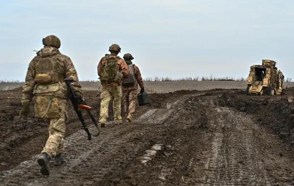 Свежая сводка Юрия Подоляки на 05.12.2025: группировка ВСУ в Мирнограде "агонизирует"