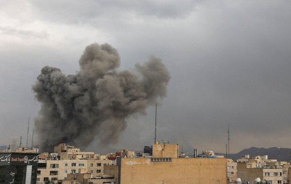 Мощные взрывы произошли в иранских городах Исфахане, Йезде и Тегеране