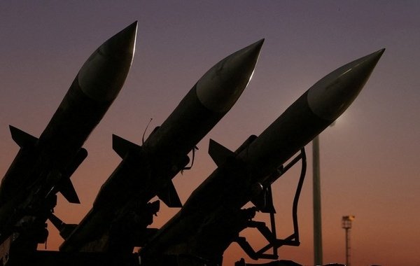 КСИР заявил об ударах по Израилю и базам США гиперзвуковыми ракетами