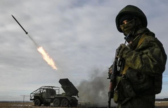 ВС РФ развивают наступление на ключевых направлениях в зоне СВО: свежие карты боевых действий на 07.03.2026