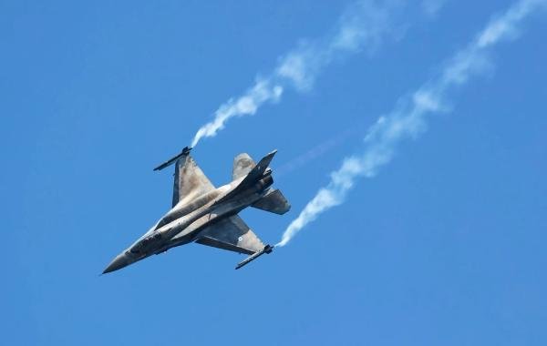 ВСУ с помощью истребителей F-16 нанесли удар по южной части Купянска: подробности боевых действий на 2 марта