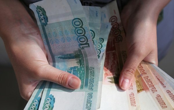 В Госдуме предложили установить МРОТ в 60 тысяч рублей