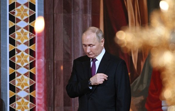 Владимир Путин поздравил православных христиан с Пасхой