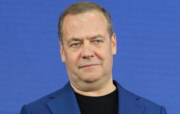 Медведев предложил ввести ответные пошлины на российский экспорт в ЕС