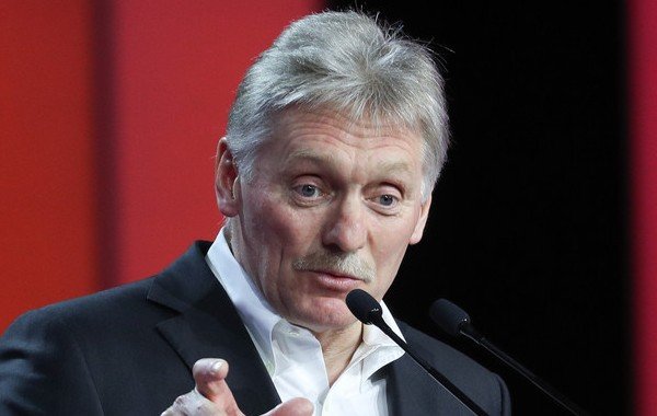 Песков: Кремль не участвует в дискуссиях о шестидневке и 12-часовом рабочем дне