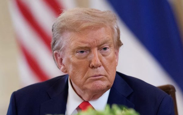 Дональд Трамп назвал нелепыми расходы НАТО на защиту от России