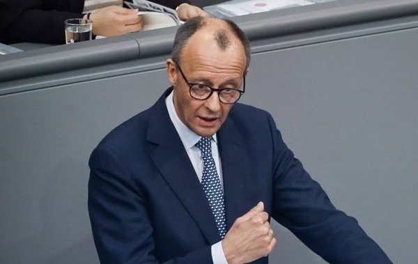 Мерц ответил на предложение Путина сделать Шредера переговорщиком от ЕС