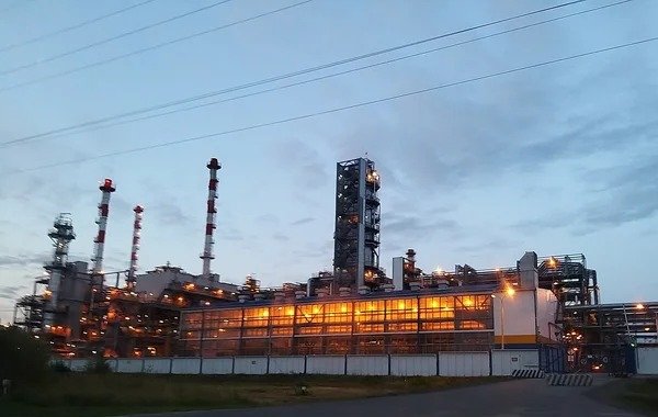 В Тюмени отражена атака БПЛА на нефтеперерабатывающий завод: подробности на сегодня, 20.06.2026