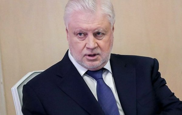 Миронов назвал дефицит бензина в России искусственным
