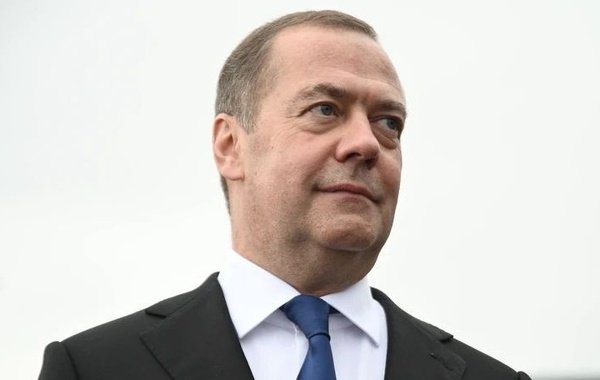 Медведев заявил о тяжёлых последствиях для Армении без России