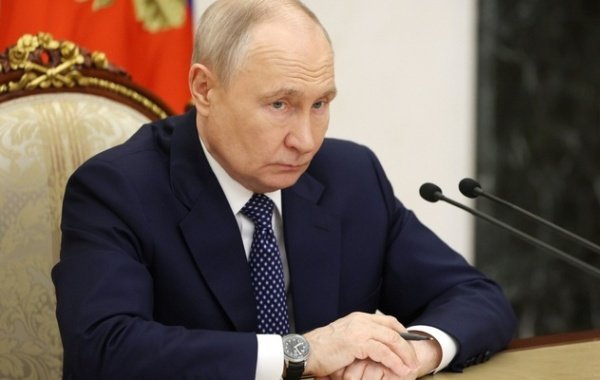 Путин: киевская верхушка решила придать конфликту новое качество