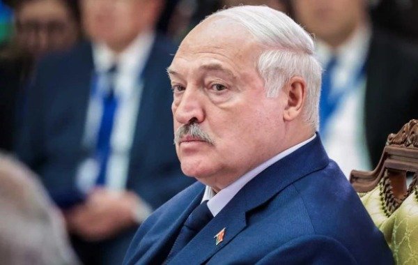 Лукашенко: Южная граница Белоруссии пылает как никогда, её необходимо защитить