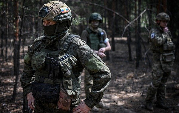 За минувшие сутки бойцы ВС РФ продвинулись на нескольких направлениях в зоне СВО: карты боевых действий на 15.06.2026