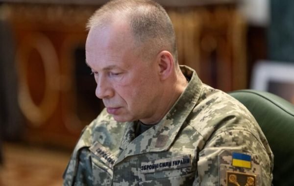 Зеленский подтвердил отставку Сырского с поста главкома ВСУ
