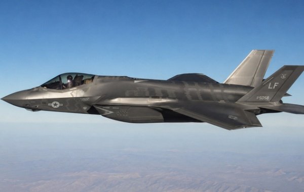 Sohu: американский F-35 поплатился, приблизившись к российскому самолёту