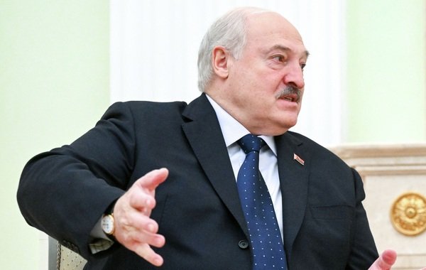 Лукашенко оценил слухи о передаче власти своим детям