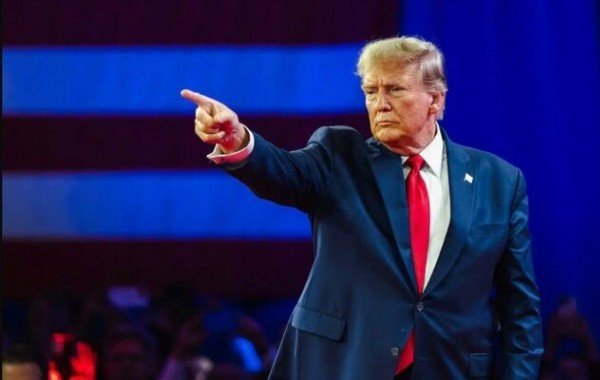 Трамп отдал приказ об ударах по Ирану в ближайшие дни