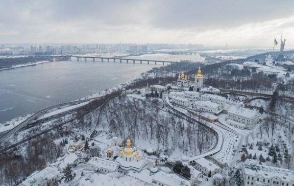 Мендель: украинцы ожидают гуманитарную катастрофу предстоящей зимой