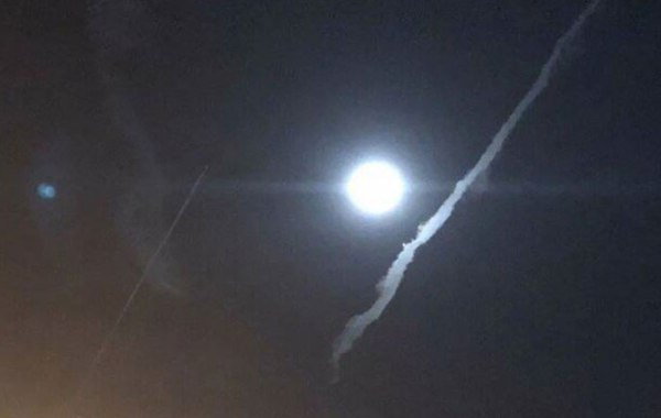 На фоне налёта беспилотников ВСУ в Мариуполе прогремели мощные взрывы: стали известны подробности на 14.09.2026