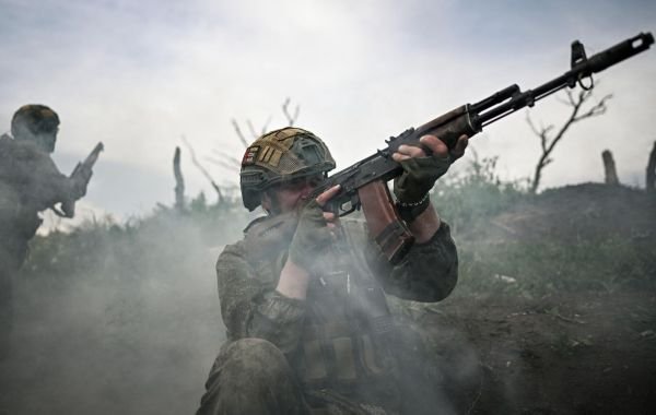 Бойцы ВС РФ мощно продвигаются вперёд на ряде направлений СВО: свежие карты боевых действий на 18.09.2026