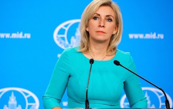 Захарова прокомментировала слова Сикорского о быстрой победе над Россией