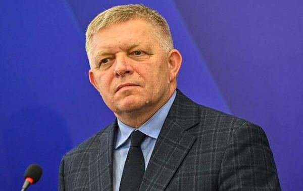 Фицо заявил о наивности руководства ЕС на фоне сделки РФ и США по дизелю