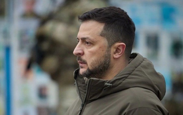 Владимир Зеленский отказался уходить в отставку и проводить президентские выборы